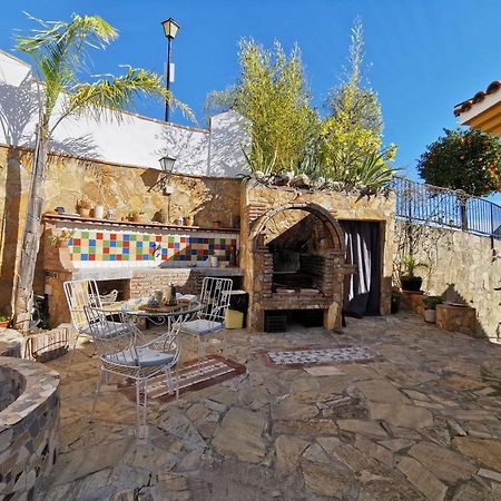 Apartamentos Alma Y Montana Cómpeta المظهر الخارجي الصورة