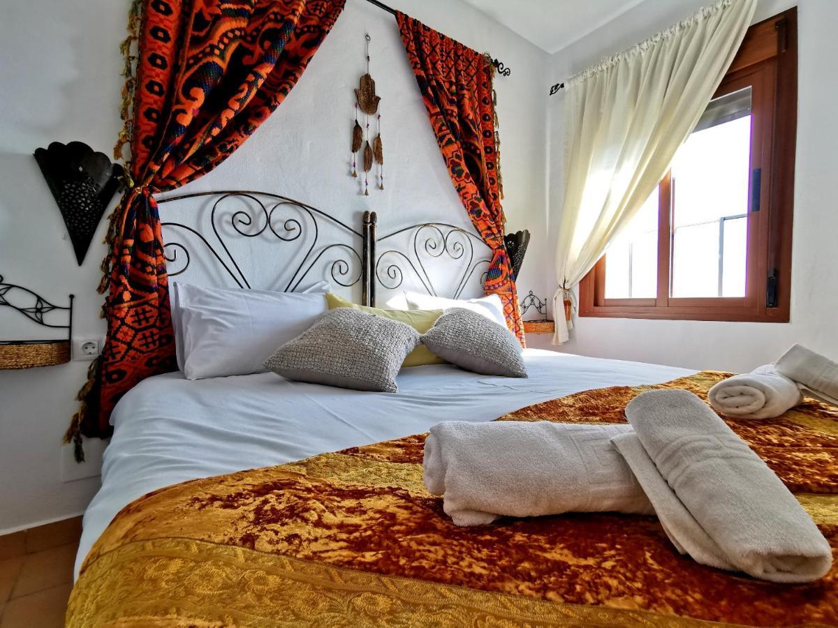 Apartamentos Alma Y Montana Cómpeta المظهر الخارجي الصورة