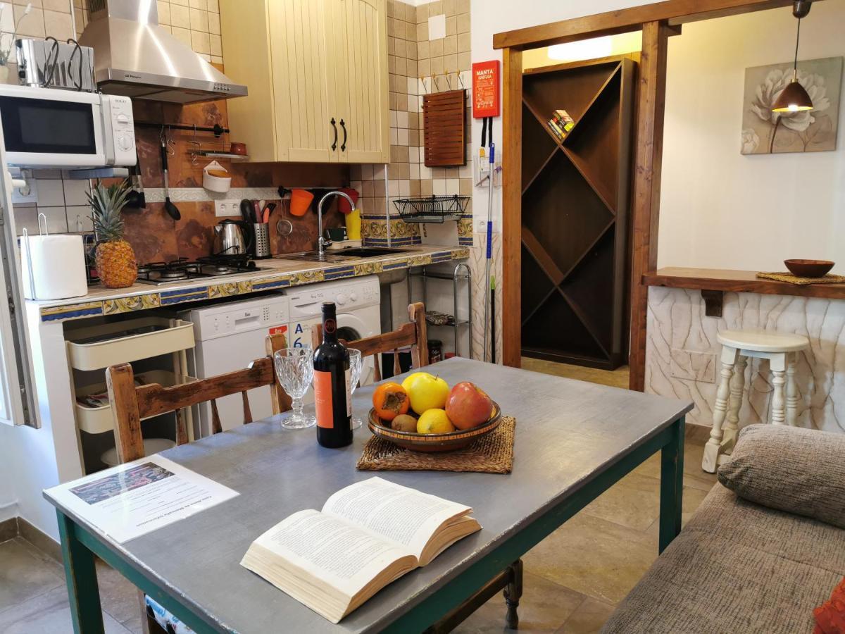 Apartamentos Alma Y Montana Cómpeta المظهر الخارجي الصورة