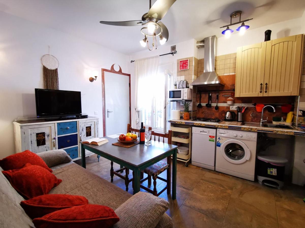 Apartamentos Alma Y Montana Cómpeta المظهر الخارجي الصورة