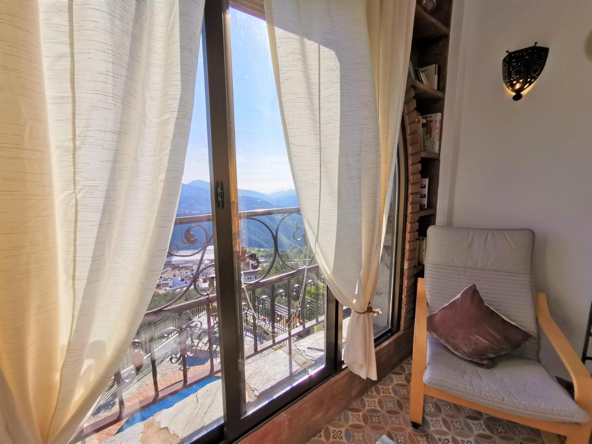 Apartamentos Alma Y Montana Cómpeta المظهر الخارجي الصورة