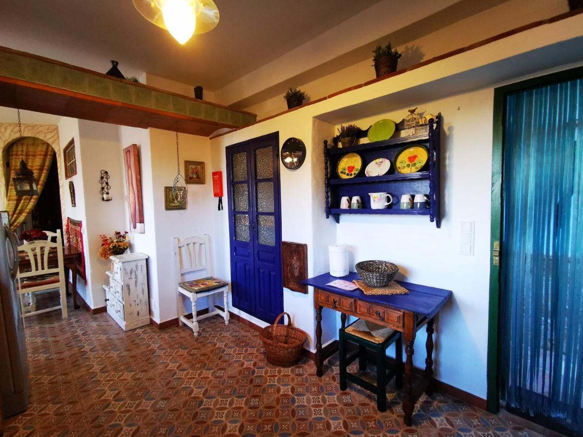 Apartamentos Alma Y Montana Cómpeta المظهر الخارجي الصورة