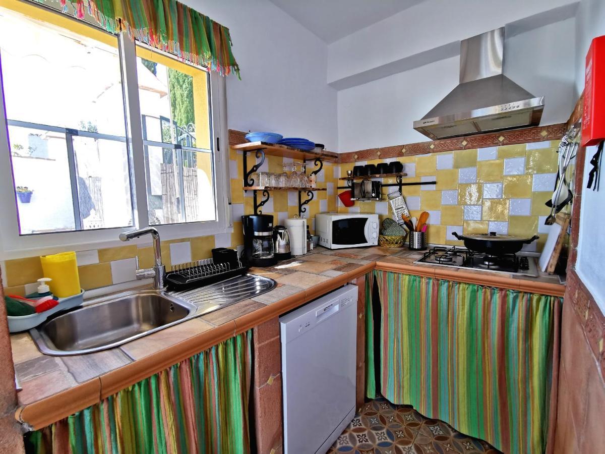 Apartamentos Alma Y Montana Cómpeta المظهر الخارجي الصورة