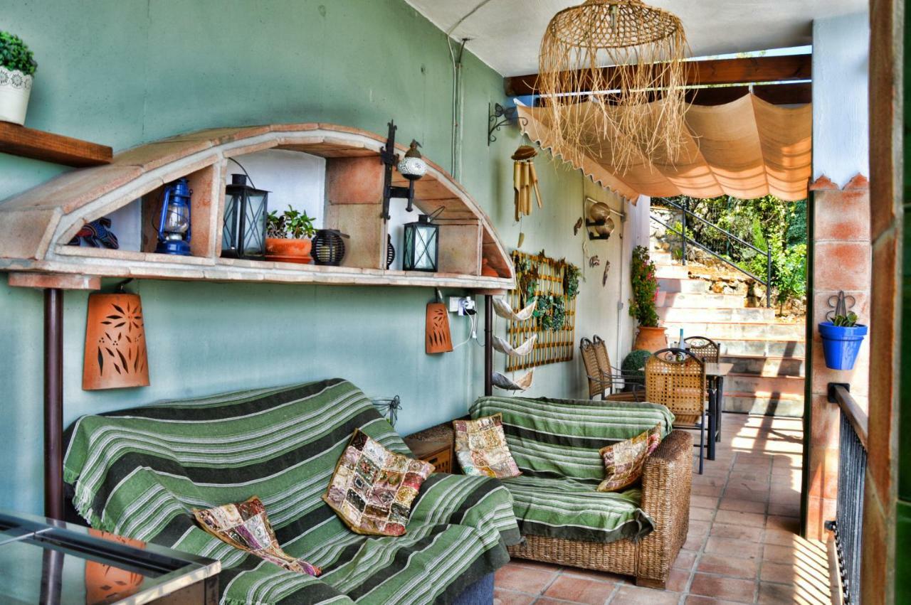 Apartamentos Alma Y Montana Cómpeta المظهر الخارجي الصورة